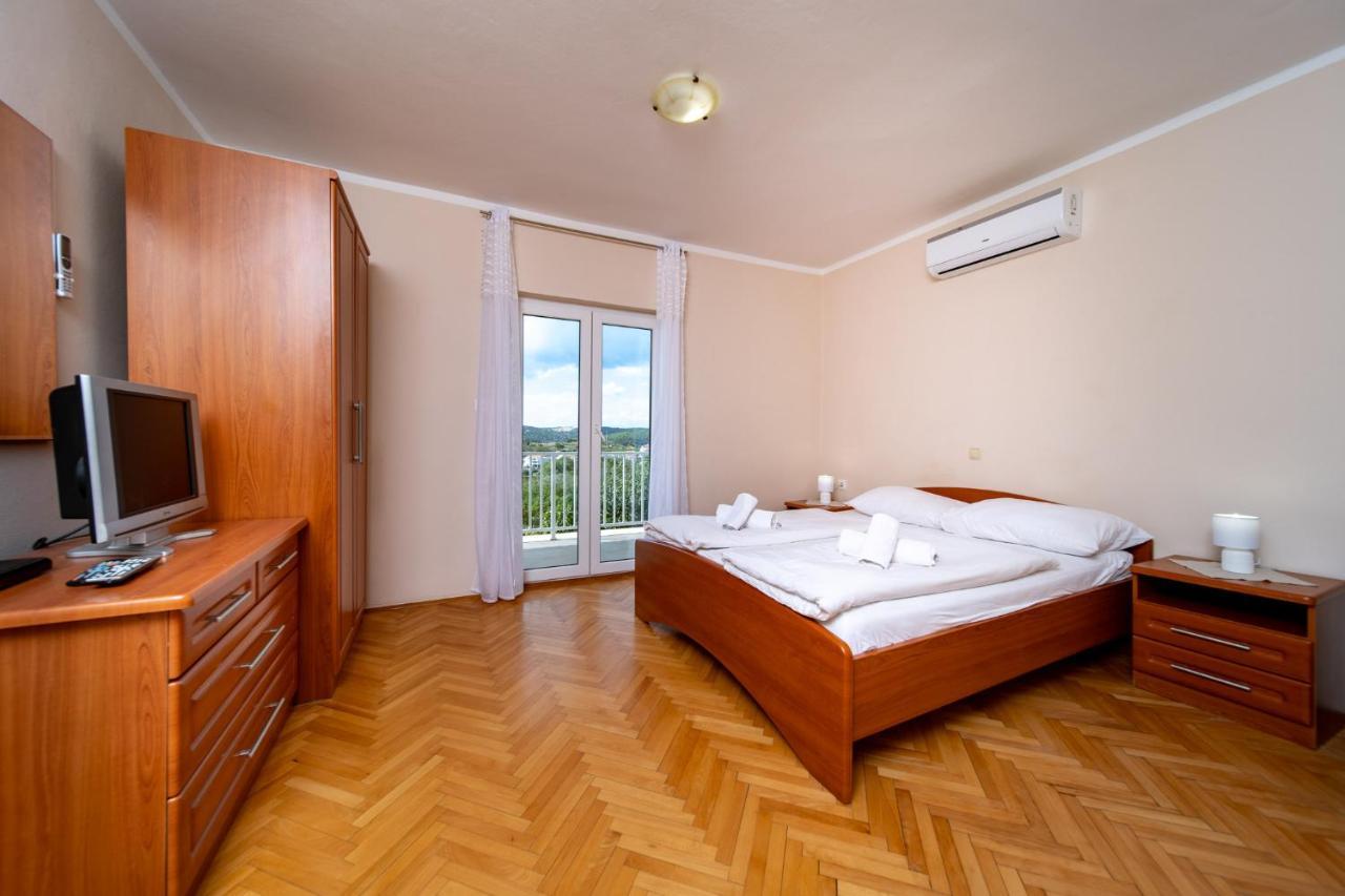 Apartments Stare Brajde Lopar Exterior foto